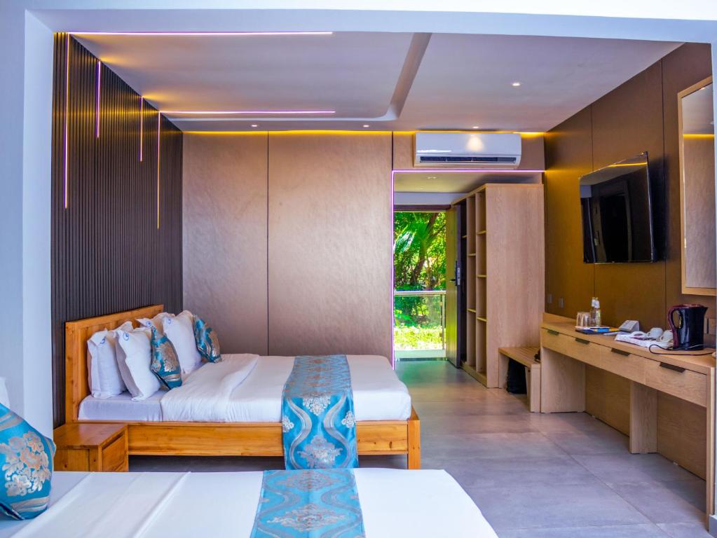 The Reef Hotel Mombasa image 3